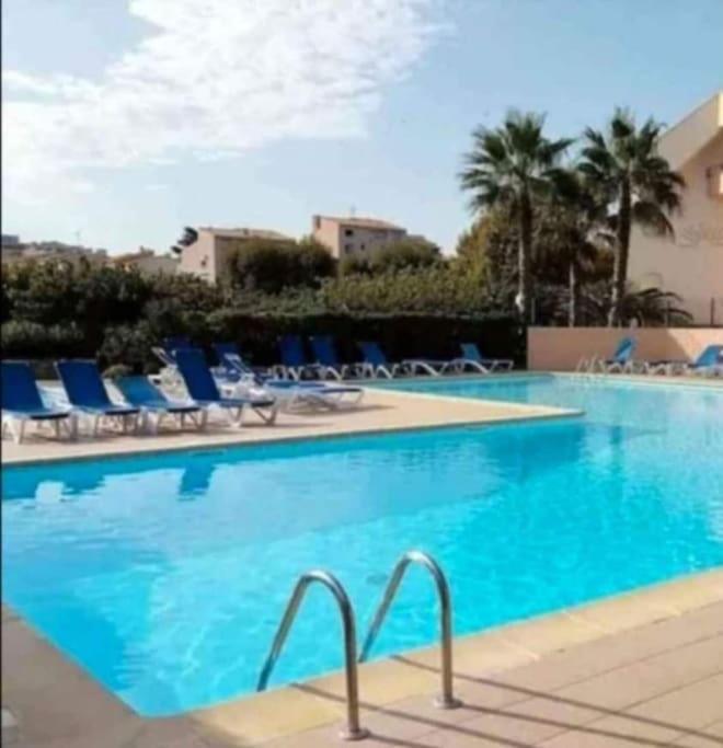 Apartment Cap D'agde Mediterranee 4 Pers Piscine Rdc Parking Gratuit